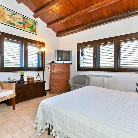 Willa Tenute Aversa By Interhome Castellammare del Golfo